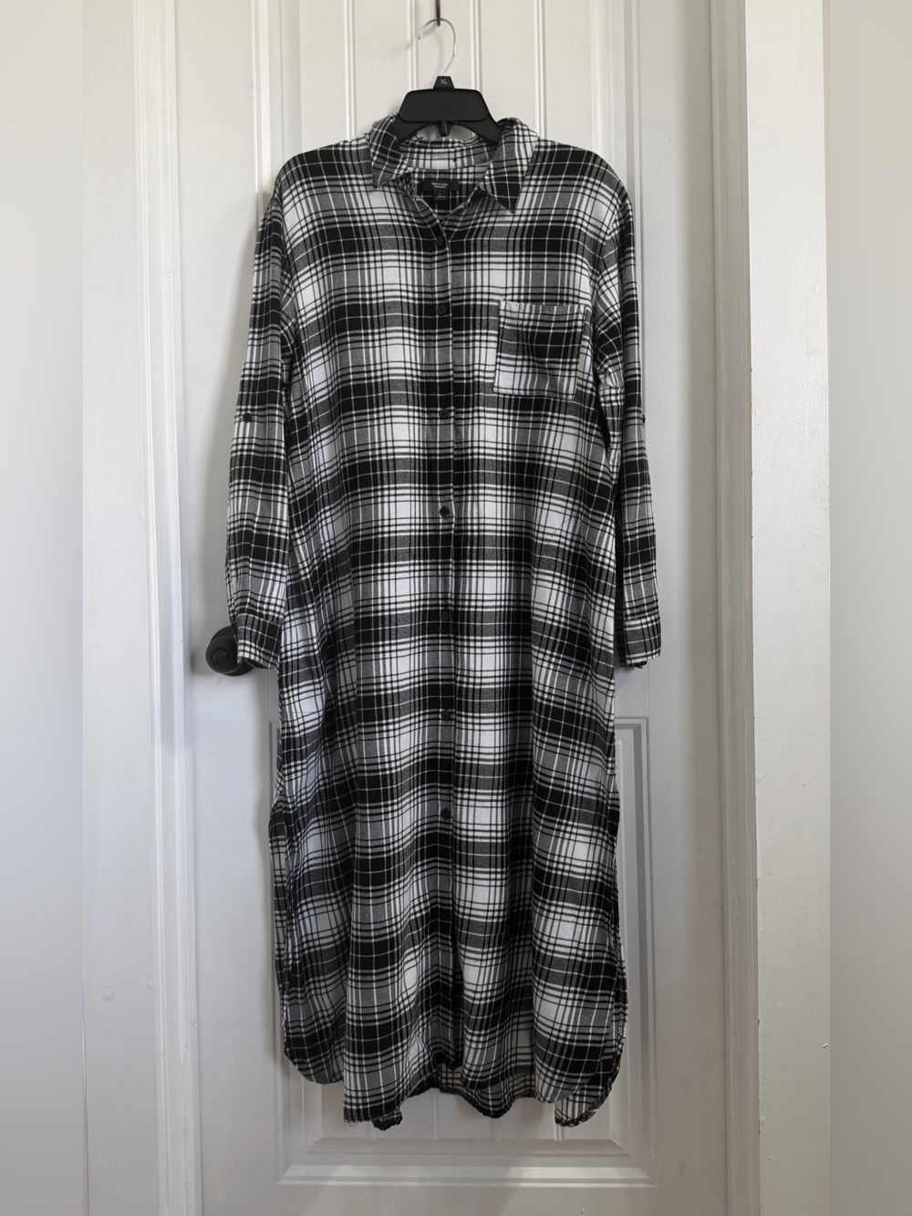 Simply Vera Women’s Black White Long Sleeve Shirt With Pockets Dress Large